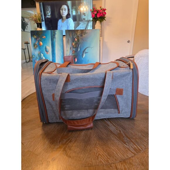 Mr. Peanut's Airline Approved Soft Sided Pet Carrier Small Dog Puppy Cat Kitten - Picture 6 of 16